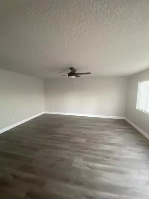104 Teakwood Ct, Tehachapi, CA 93561 photo 5
