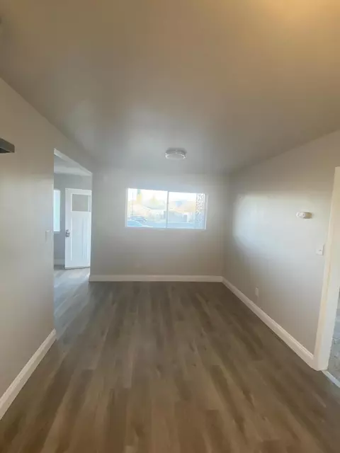 104 Teakwood Ct, Tehachapi, CA 93561 photo 3