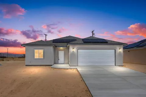 9013 Evelyn Ave, California City, CA 93505