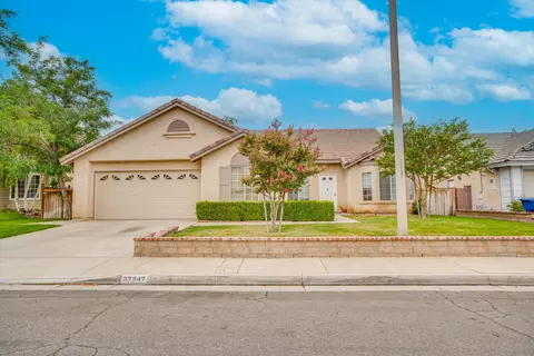 37247 Dawson Dr, Palmdale, CA 93550