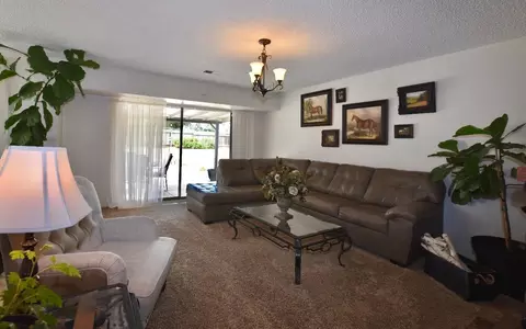 21451 Santa Maria Dr, Tehachapi, CA 93561 photo 4