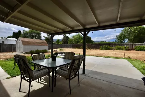 21451 Santa Maria Dr, Tehachapi, CA 93561 photo 11