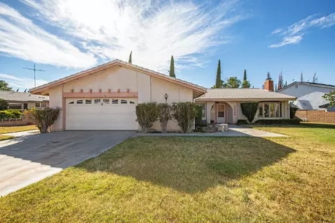 42933 Chicory Ave, Lancaster, CA 93534 photo 2