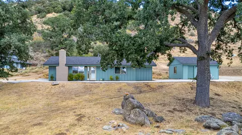 23880 Coyote Ct, Tehachapi, CA 93561