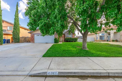4252 Claret Ct, Palmdale, CA 93552