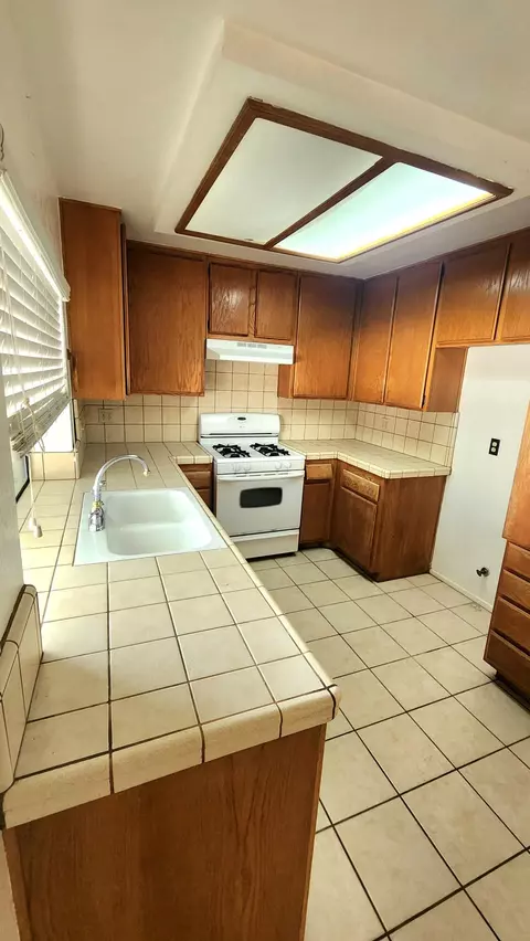 45021 Sancroft Ave, Lancaster, CA 93535 photo 7