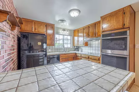 43829 Cedar Ave, Lancaster, CA 93534 photo 10