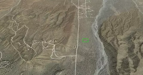 Vic Ave Z14 And 233rd St E, Llano, CA 93544