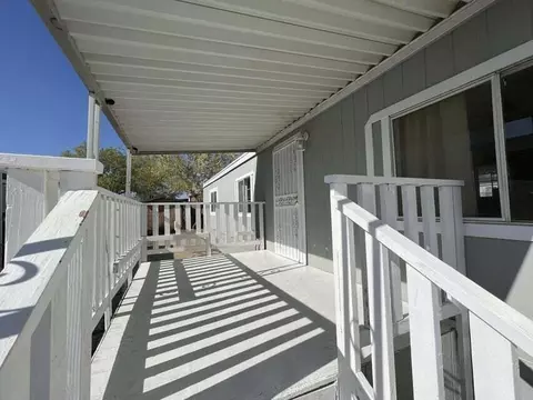 2025 Windharp Dr #31, Rosamond, CA 93560