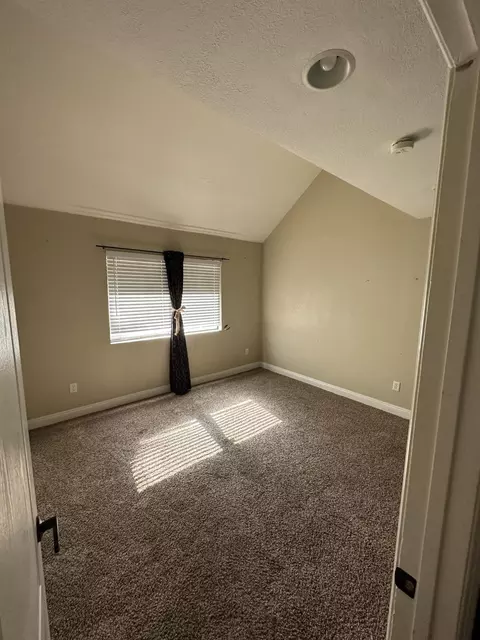 18330 Alps Dr, Tehachapi, CA 93561 photo 13