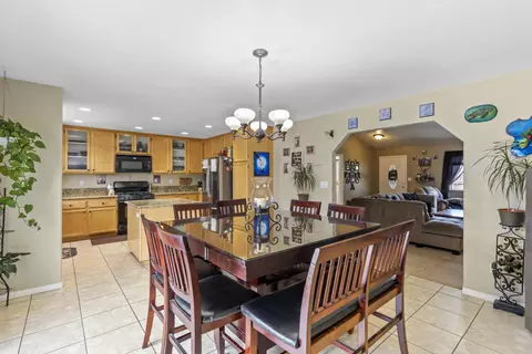 18270 Ghost Town St, Tehachapi, CA 93561 photo 13