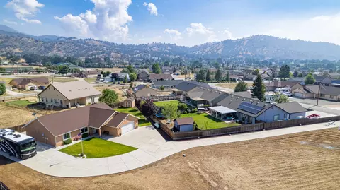 18270 Ghost Town St, Tehachapi, CA 93561 photo 45