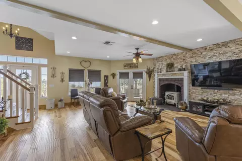 24512 Tiara Ct, Tehachapi, CA 93561 photo 7