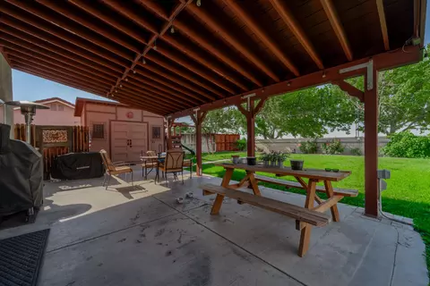 6345 Golding Dr, Lancaster, CA 93536 photo 33