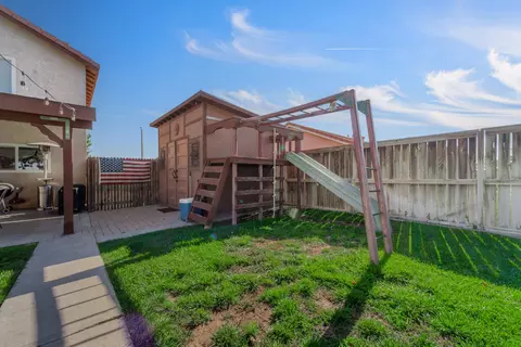 6345 Golding Dr, Lancaster, CA 93536 photo 36