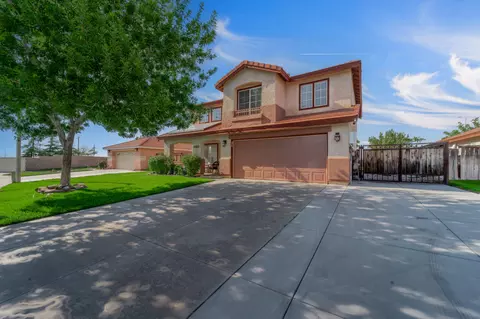 6345 Golding Dr, Lancaster, CA 93536 photo 3