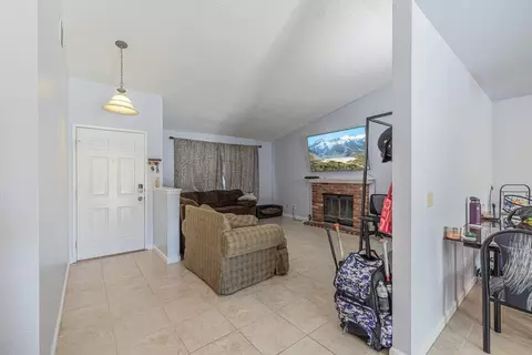 1730 Polo Ct, Lancaster, CA 93535 photo 4