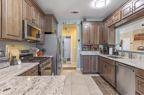22441 Bogie St, Tehachapi, CA 93561 photo 9