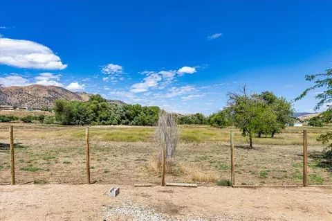 22441 Bogie St, Tehachapi, CA 93561 photo 22