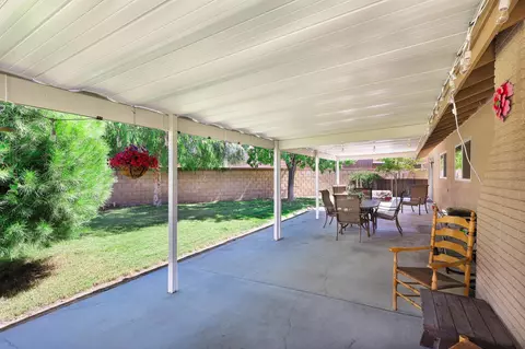 1555 Adrien Pl, Lancaster, CA 93535 photo 5