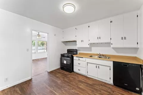 43517 6th St E, Lancaster, CA 93535 photo 3