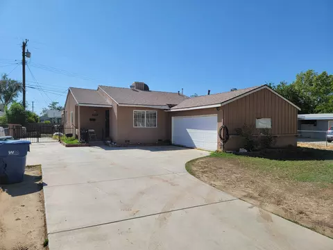 45463 Kingtree Ave, Lancaster, CA 93534