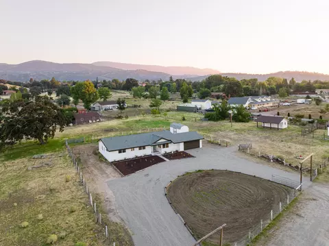 22218 Highline Rd, Tehachapi, CA 93561 photo 11