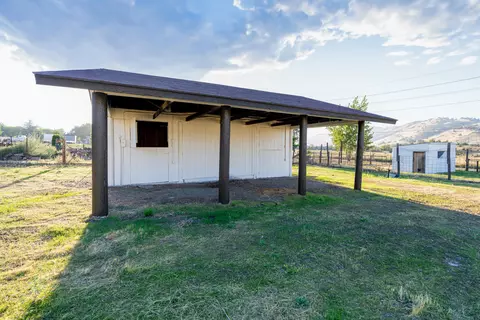 22218 Highline Rd, Tehachapi, CA 93561 photo 27