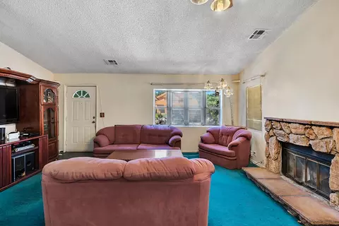 43710 22nd St E, Lancaster, CA 93535 photo 3