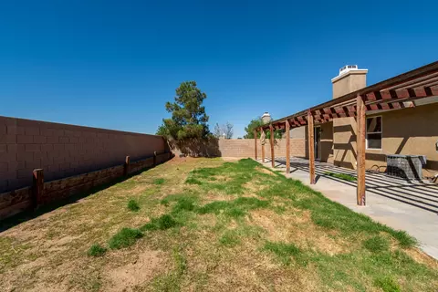 1646 Baring St, Lancaster, CA 93535 photo 47