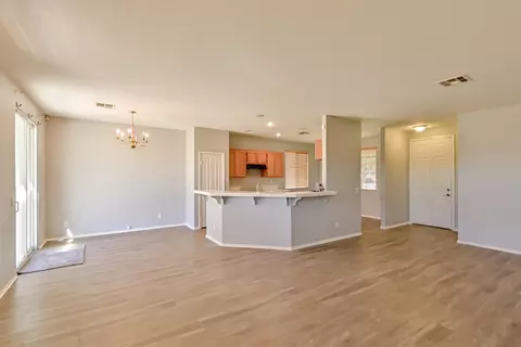 1646 Baring St, Lancaster, CA 93535 photo 9