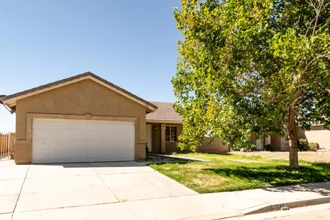 1646 Baring St, Lancaster, CA 93535 photo 4