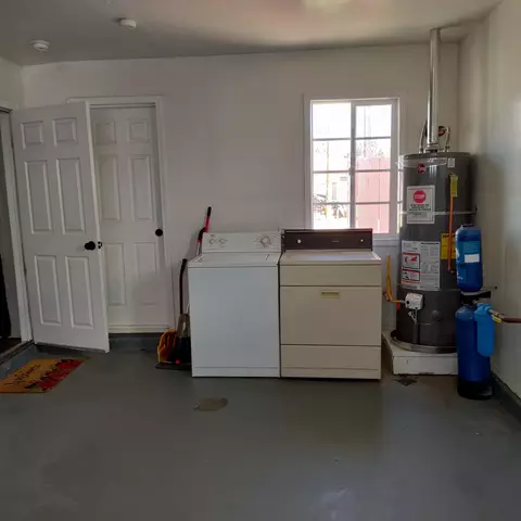 15248 Carol St, Mojave, CA 93501 photo 17
