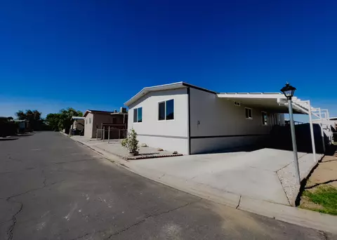 1301 E Ave I #212, Lancaster, CA 93535