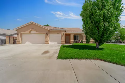 43744 21st St W, Lancaster, CA 93536