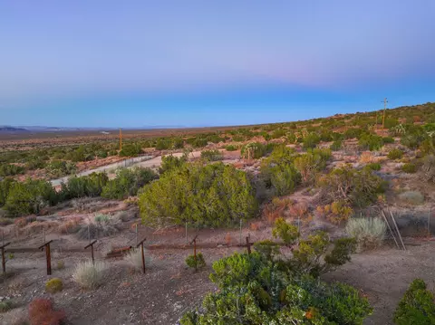 Ave Y8 Vic 165 Ste E, Llano, CA 93544 photo 11
