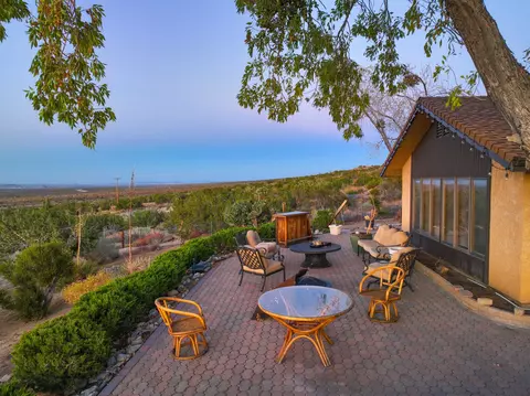 Ave Y8 Vic 165 Ste E, Llano, CA 93544 photo 10