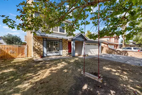 45137 Watford Ave, Lancaster, CA 93535 photo 4