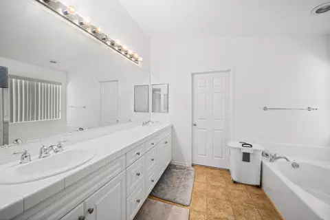 44136 Catsue Pl, Lancaster, CA 93536 photo 29