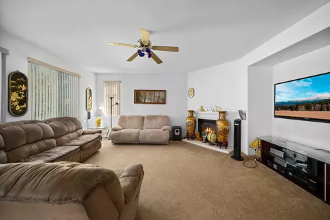 44136 Catsue Pl, Lancaster, CA 93536 photo 10