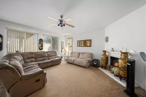 44136 Catsue Pl, Lancaster, CA 93536 photo 12