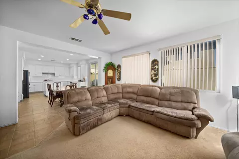 44136 Catsue Pl, Lancaster, CA 93536 photo 11