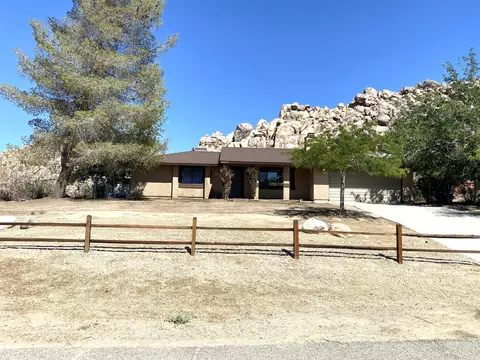 40030 172nd St E, Palmdale, CA 93591