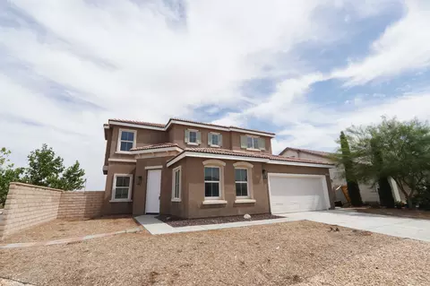 6871 Jack Rabbit Way, Palmdale, CA 93552 photo 2