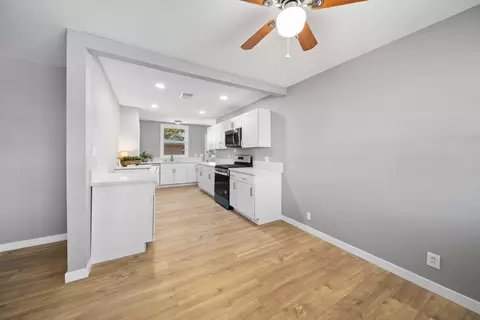 2014 Panamint St, Mojave, CA 93501 photo 6