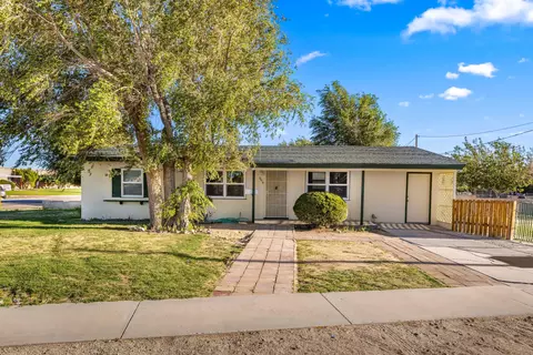 2014 Panamint St, Mojave, CA 93501