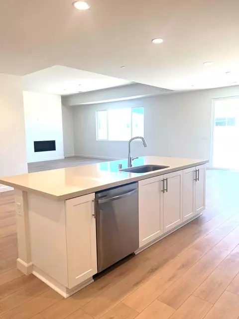 38041 Periwinkle Pl, Palmdale, CA 93550 photo 3