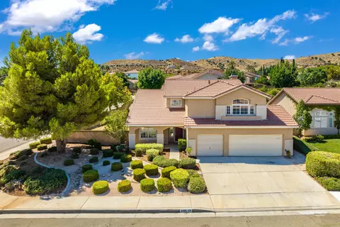 4326 Sungate Dr, Palmdale, CA 93551