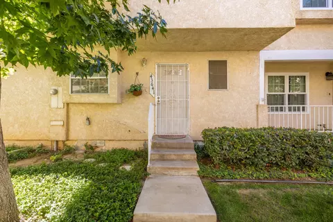 43641 Park Ave, Lancaster, CA 93534