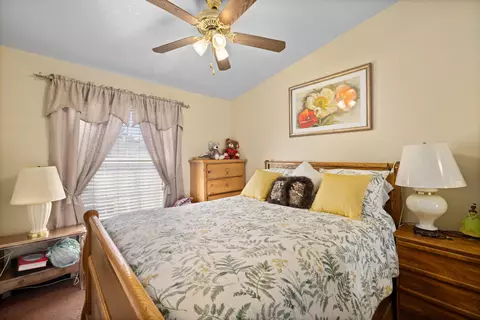 Bedroom - 43641 Park Ave, Lancaster, CA 93534 photo 1 of 6